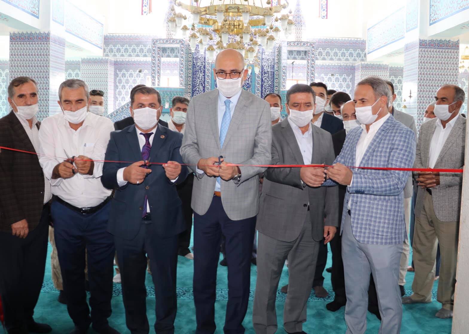 Ballıkaya k&ouml;y&uuml; camisi ibadete a&ccedil;ıldı