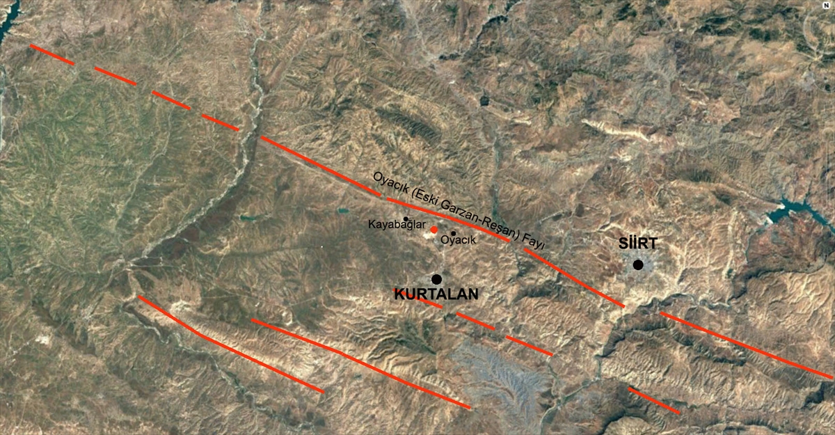 Prof. Dr. Murat Sunkar, Siirt depremine ilişkin değerlendirmede bulundu