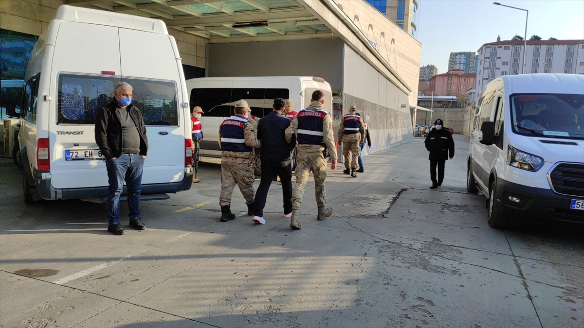 Siirt merkezli narko kafes operasyonları: 35 tutuklama