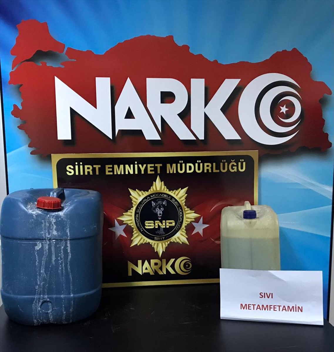 Siirt'te sıvıya karıştırılmış  21 kilo 240 gram  metamfetamin ele geçirildi