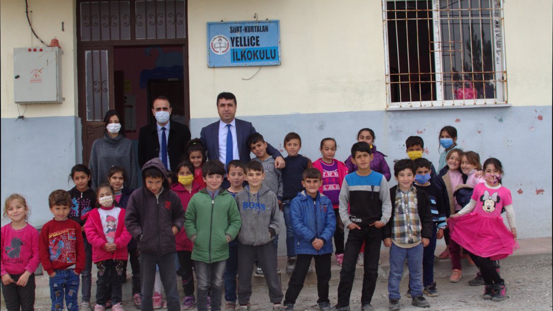 Polat, k&ouml;y okullarını ziyaret etti