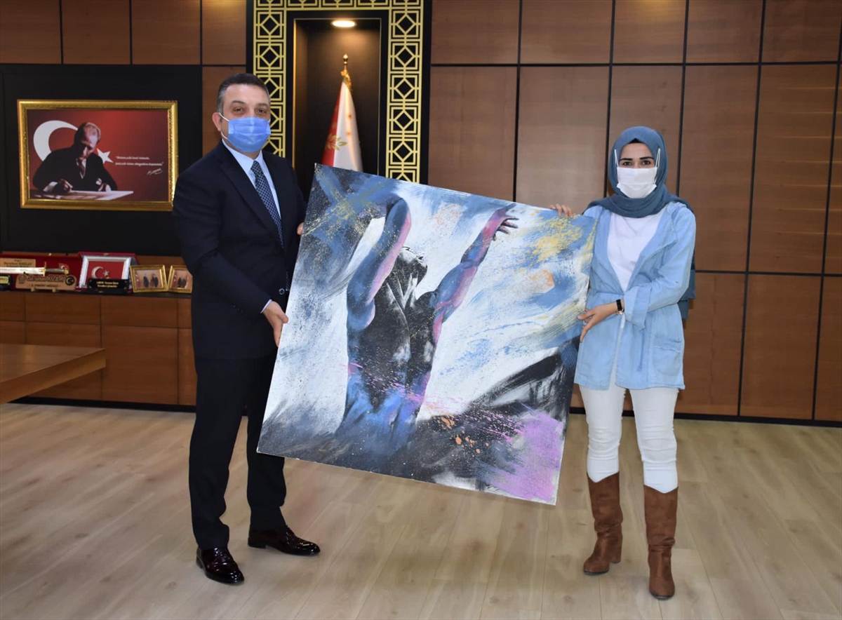 Siirtli ressam İnan'dan İl Emniyet M&uuml;d&uuml;r&uuml; Kızılay'a ziyaret