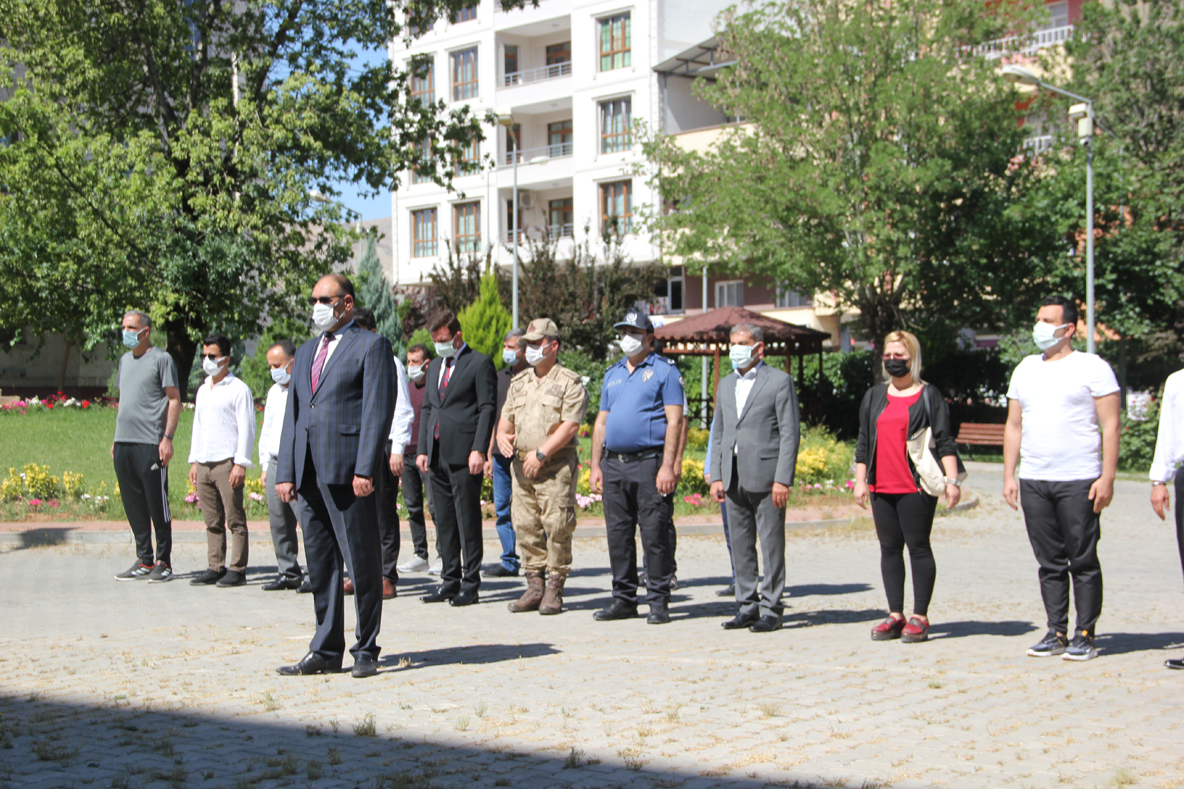 19 Mayıs Atat&uuml;rk'&uuml; Anma, Gen&ccedil;lik ve Spor Bayramı kutlandı