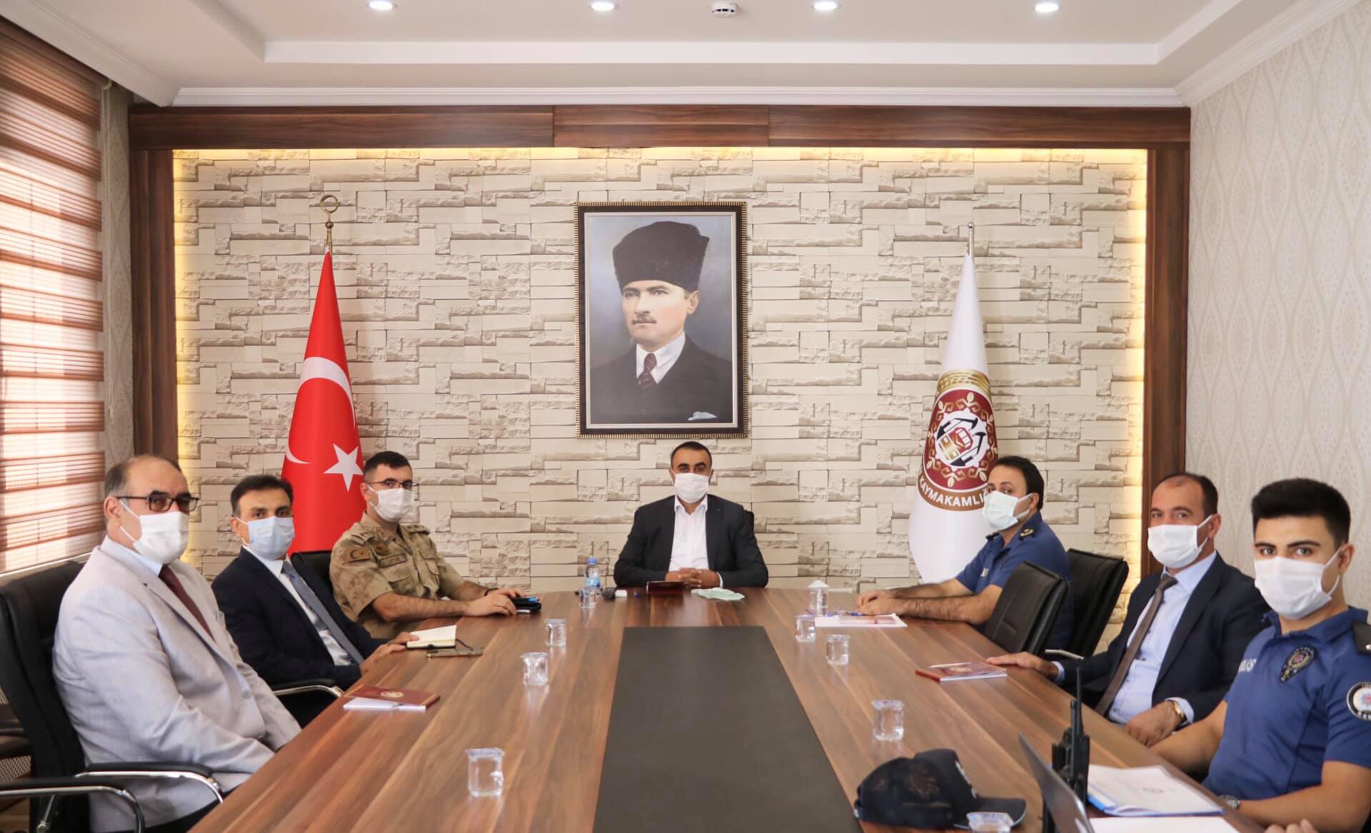 &Uuml;niversite g&uuml;venlik toplantısı