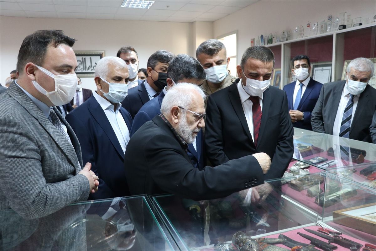 Prof. Dr. İhsan S&uuml;reyya Sırma M&uuml;zesi ve Sergi Salonu a&ccedil;ıldı