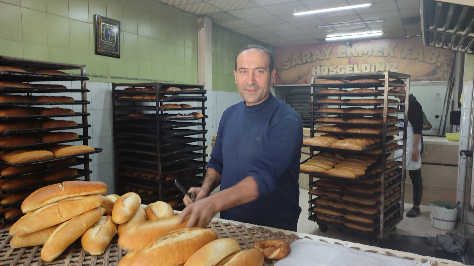 Fırıncılar ekmeğe zam bekliyor