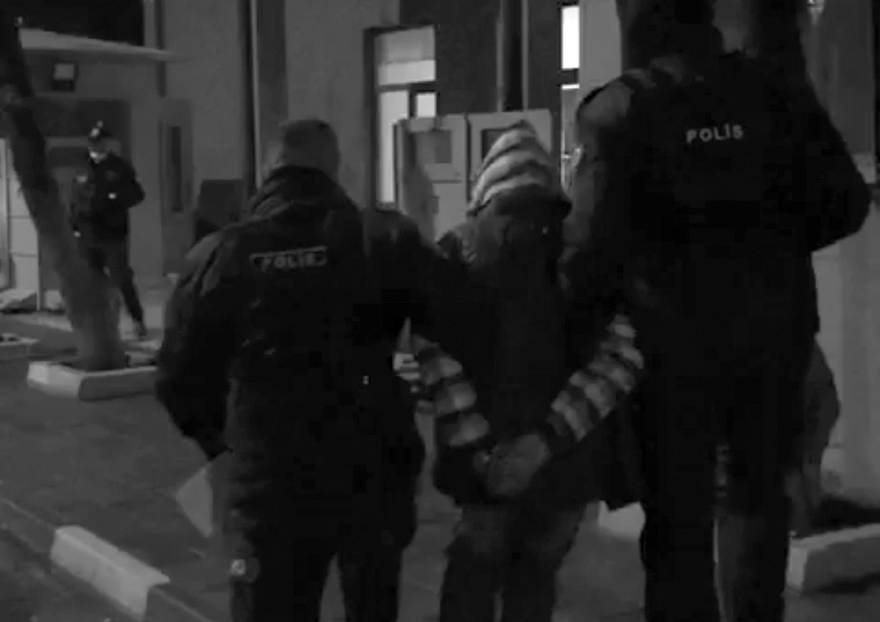 Siirt&rsquo;te &lsquo;Hırsızlık  Su&ccedil;undan Aranan&rsquo;  Şahsı Bek&ccedil;iler Yakaladı