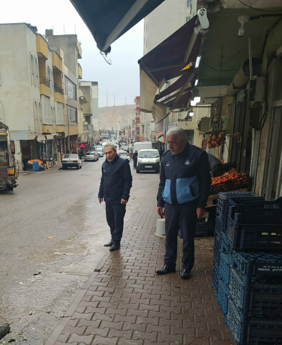 Kurtalan&rsquo;da kaldırım işgali denetimi