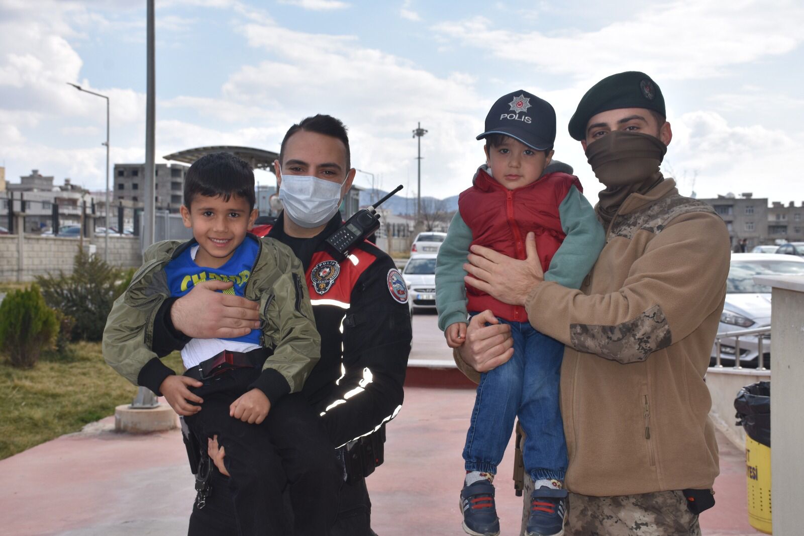 Polis, &ouml;zel gereksinimli &ouml;ğrenci i&ccedil;in etkinlik d&uuml;zenledi