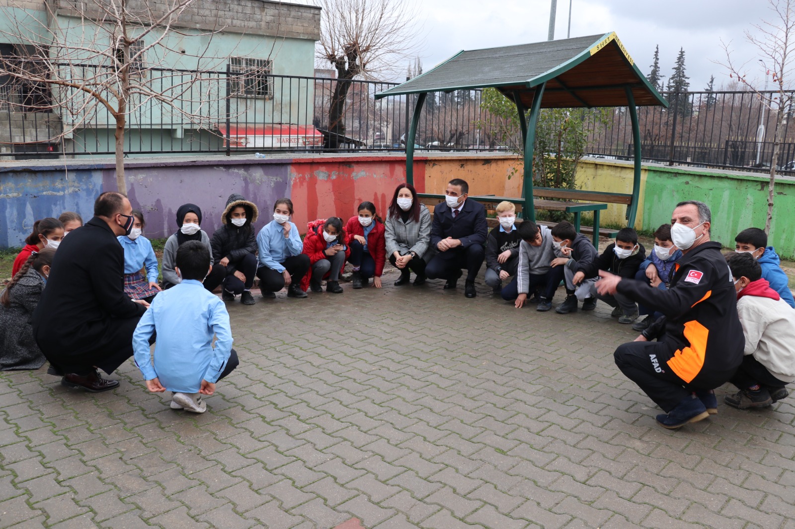Okullarda 'Deprem Anı ve Tahliye Tatbikatı' Yapıldı