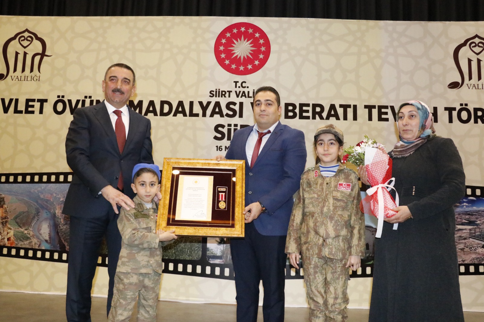 Siirt&rsquo;te, Devlet &Ouml;v&uuml;n&ccedil; Madalyası Ve Berat Tevcih T&ouml;reni Ger&ccedil;ekleştirildi