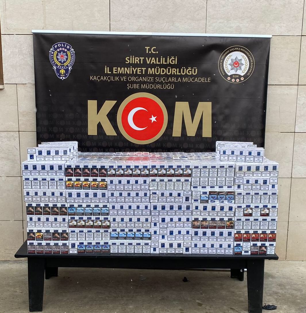 Siirt'te g&uuml;mr&uuml;k ka&ccedil;ağı sigara ele ge&ccedil;irildi