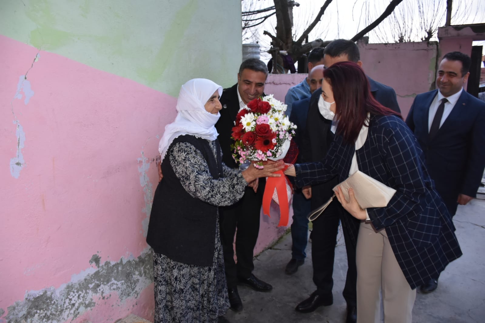 Vali Hacıbektaşoğlu, İftarda  Şehit Ailesine Konuk Oldu
