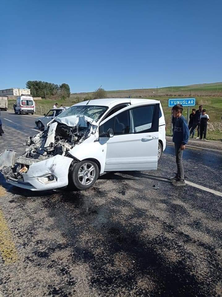 Trafik kazası: 4 Yaralı