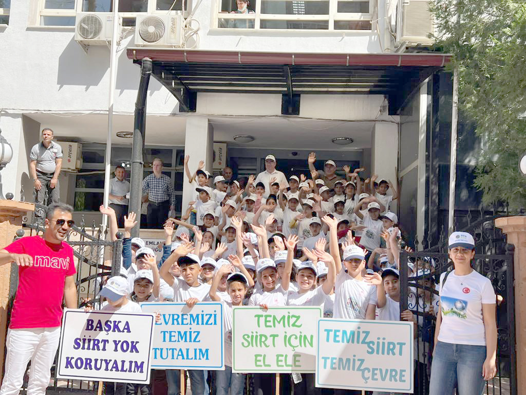 &ldquo;Sıfır Atık&rdquo; Temasıyla &Ccedil;evre Temizliği Ve &Ccedil;evre Y&uuml;r&uuml;y&uuml;ş&uuml; Yapıldı