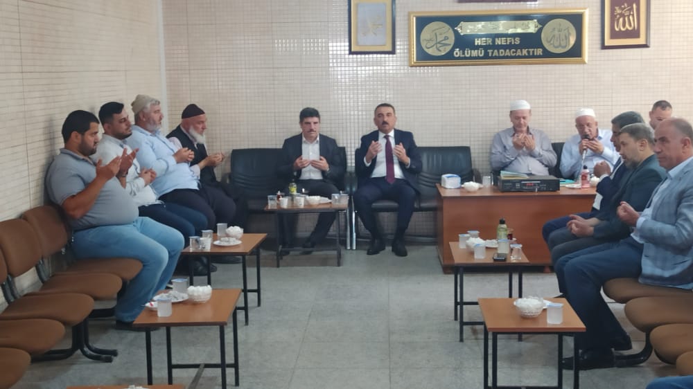 HACIBEKTAŞOĞLU, KUZU AİLESİNE TAZİYE ZİYARETİNDE BULUNDU