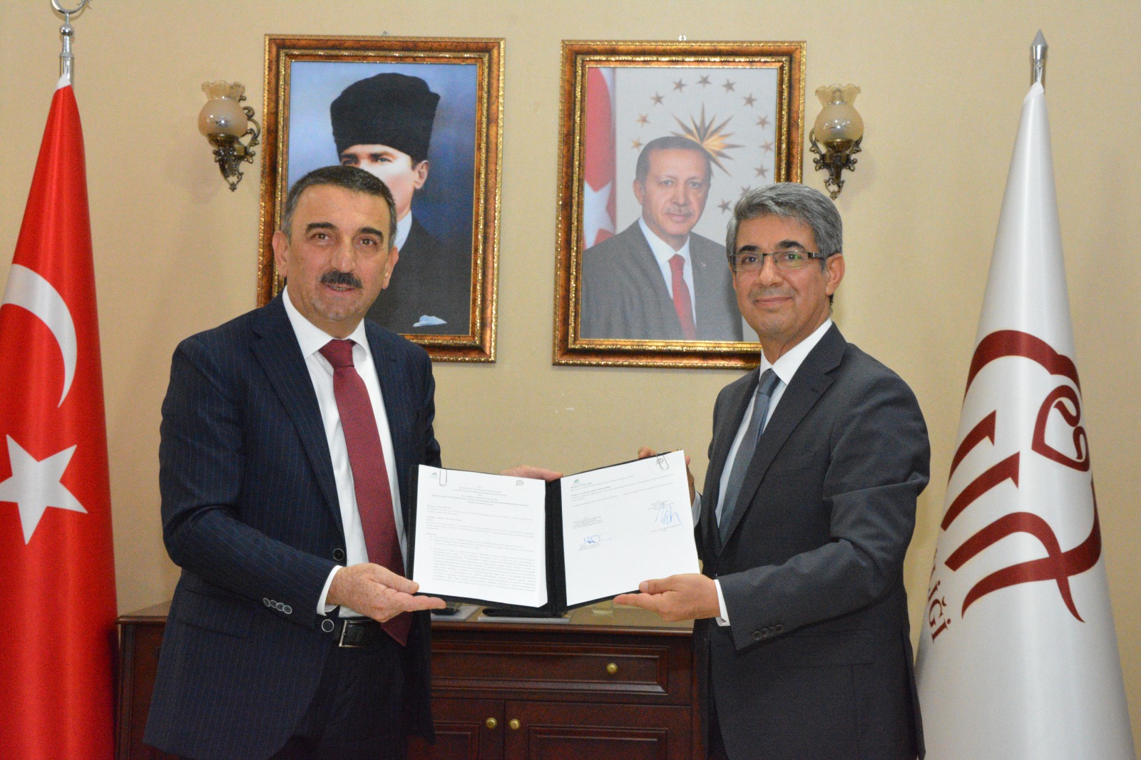 Siirt Valiliği Ve Gap İdaresi Arasında 4 &Ouml;nemli Proje İ&ccedil;in Protokol İmzalandı