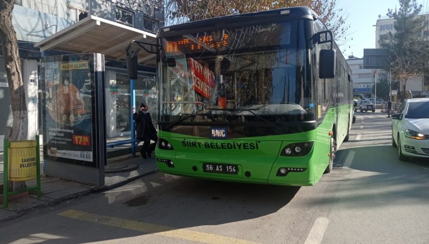 &Ouml;ğrencilere &uuml;cretsiz ulaşım