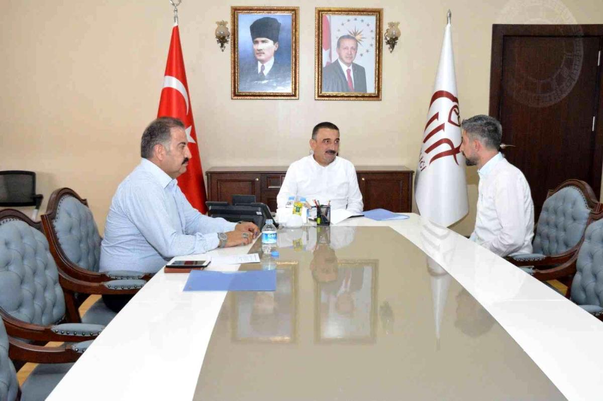 Hacıbektaşoğlu, k&ouml;y muhtarlarının sorun ve taleplerini dinledi
