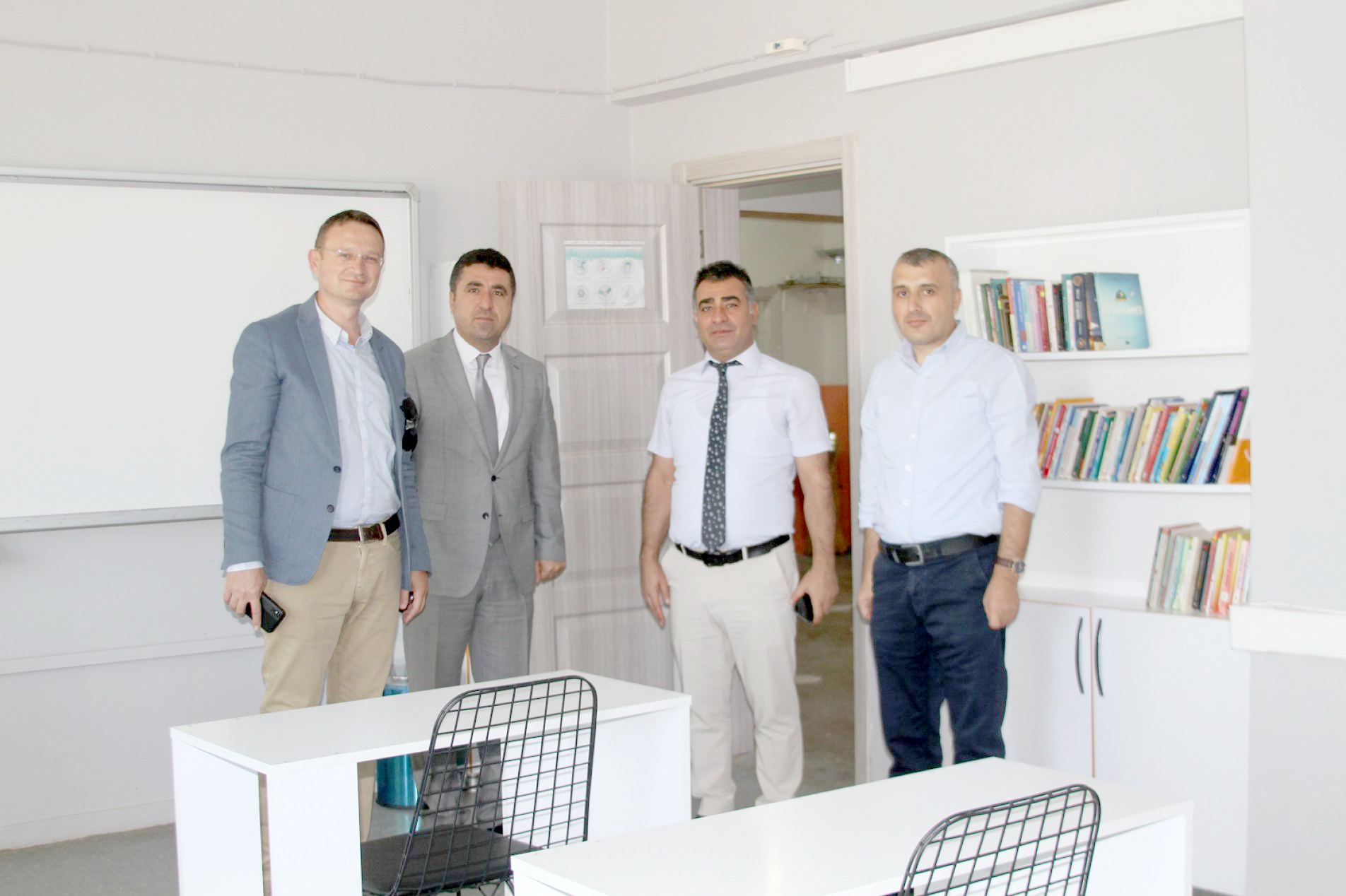İnan&rsquo;dan okullara ziyaret
