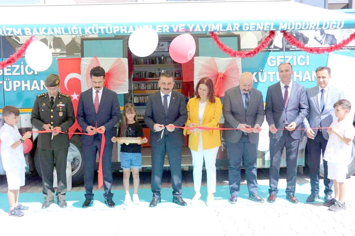 Pervari'de şehit  olan askerin adının verildiği ilkokul hizmete a&ccedil;ıldı
