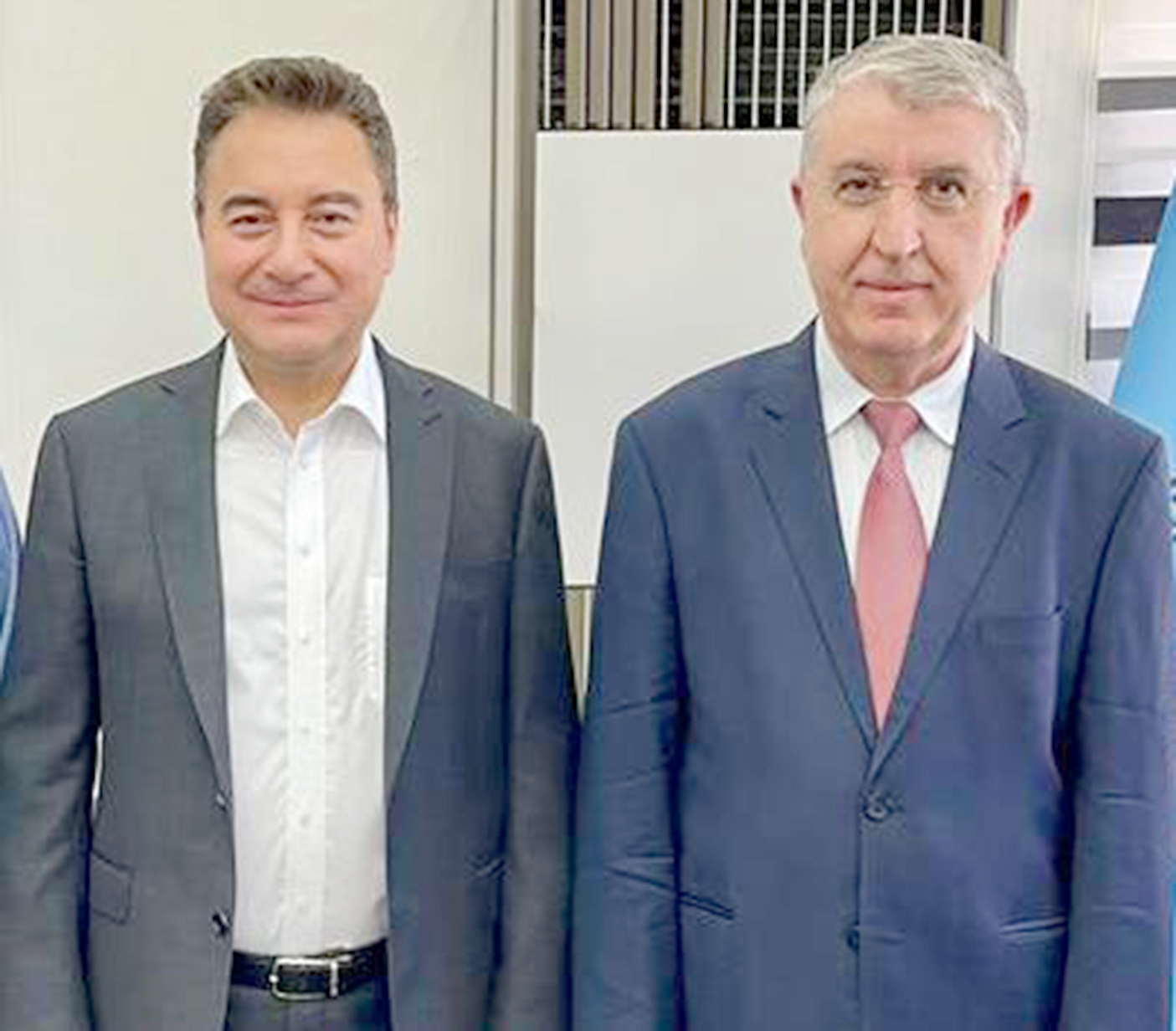 Tuna&rsquo;dan mitinge katılanlara teşekk&uuml;r