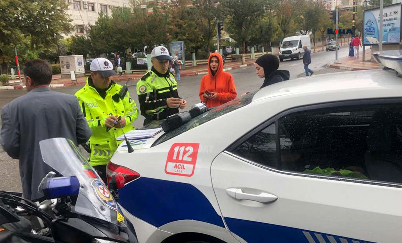 Kurallara uymayan  15 yayaya 196&rsquo;şar lira ceza kesildi