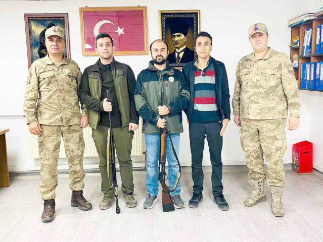 Ka&ccedil;ak avcılara para cezası verildi