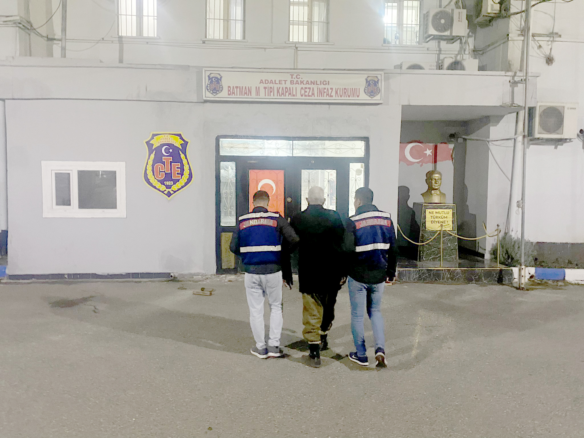 'İntihar Etti' denilen &Ccedil;ocuk Gelini, Kayınpederi &Ouml;ld&uuml;rm&uuml;ş