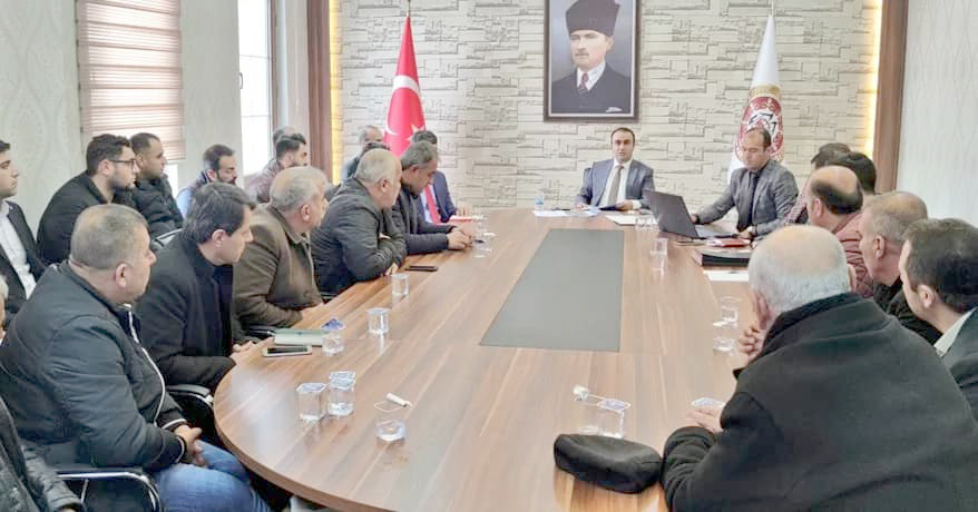Tekin, muhtarlarla  bir araya geldi
