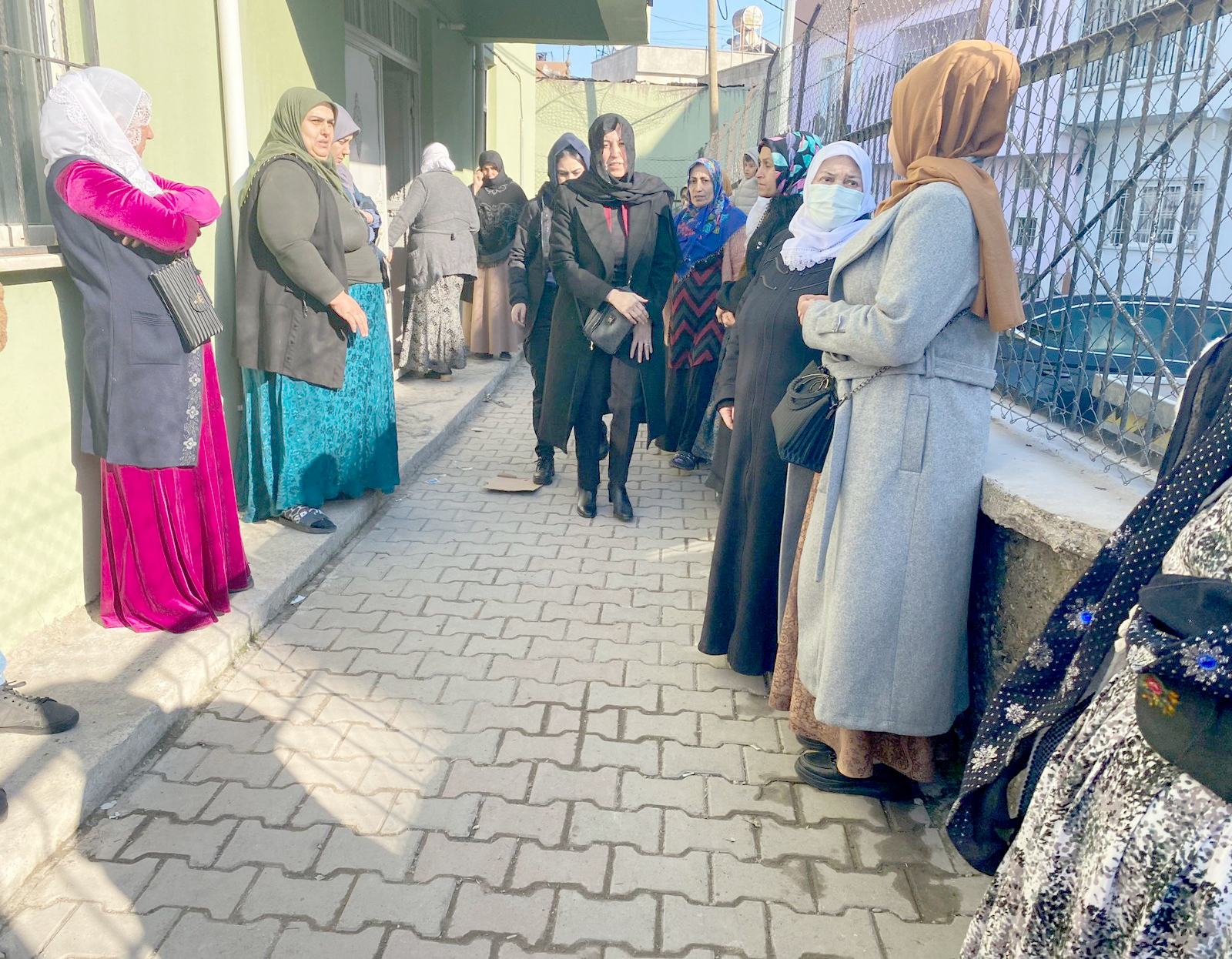 Siirt Valiliği, Depremzede Aileleri Ağırlamaya Devam Ediyor