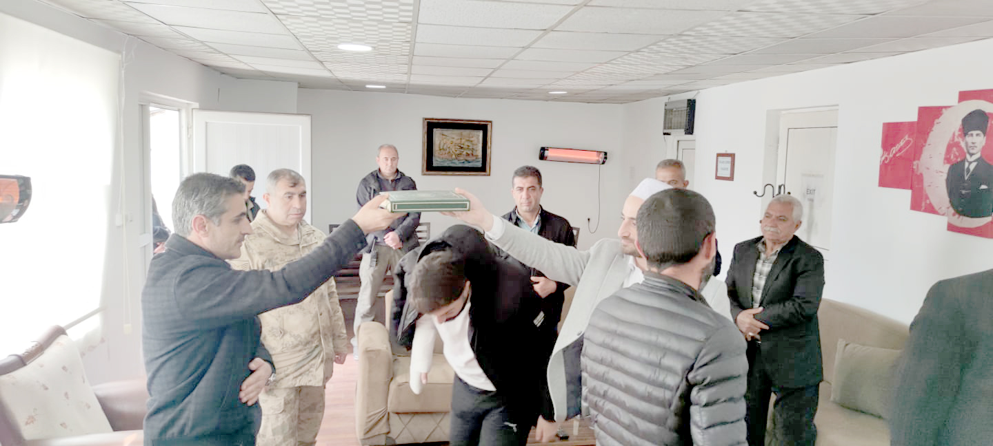Husumetli aileler barıştırıldı
