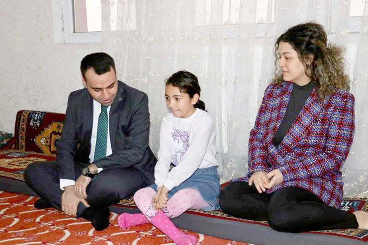 Siirt&rsquo;te depremzede aileler yalnız bırakılmıyor