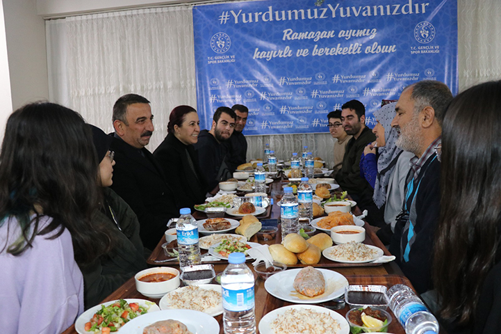 Hacıbektaşoğlu:&ldquo;Acılarımızı Birlikte Saracağız&rdquo;