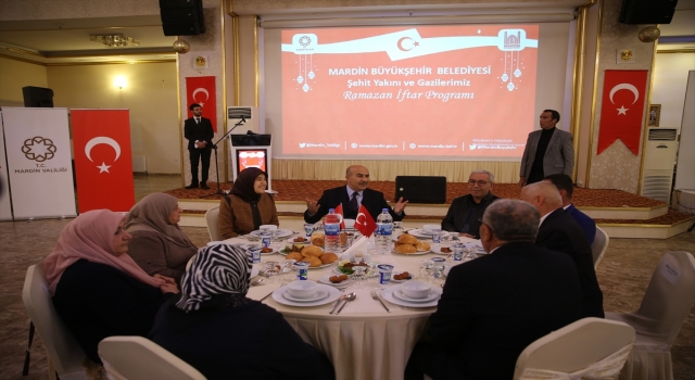 Mardin Valisi Demirtaş, şehit aileleri ve gazilerle iftarda buluştu