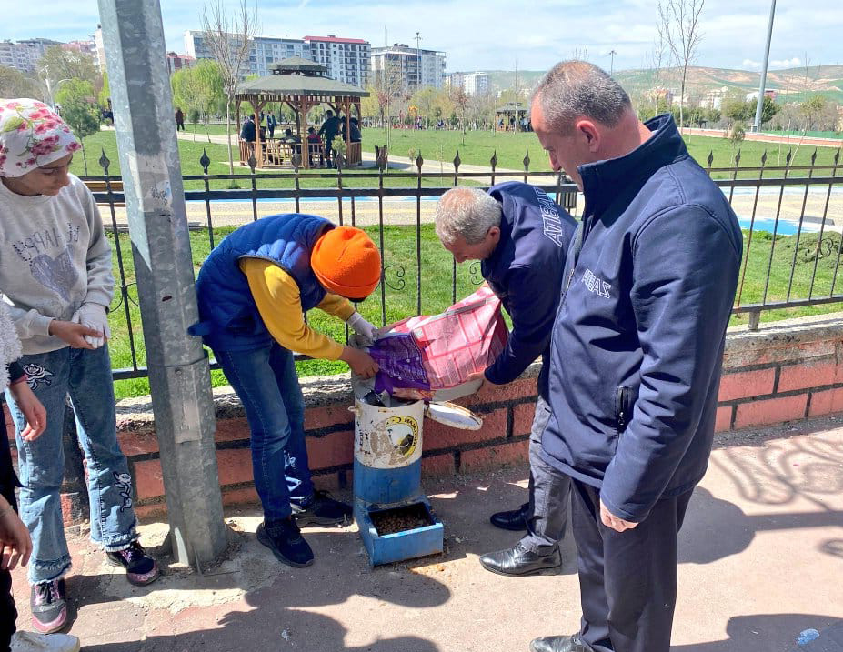 Kurtalan&rsquo;da sokak hayvanları unutulmadı