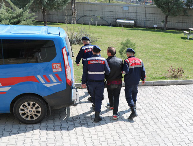 4 firari h&uuml;k&uuml;ml&uuml; yakalandı