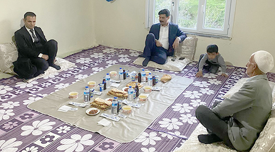 Emin Bağlı, &ldquo;T&uuml;rkdoğan &rdquo; Ailesine İftar Ziyareti