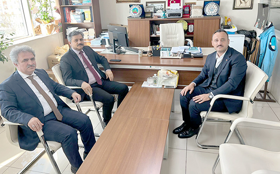 Şındak&rsquo;tan Belediyeye Ziyaret