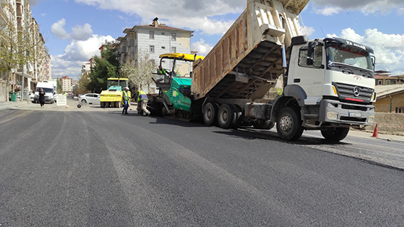 Siirt Belediyesi Asfalt &Ccedil;alışmalarına Başladı
