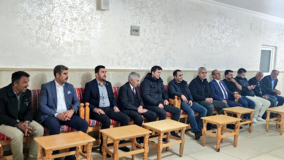 Kaymakam G&ouml;zpınar k&ouml;y&uuml;ndeydi