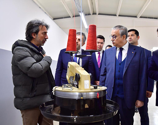 Diyarbakır'da inşa edilen 7 tekstil fabrikası protokolle firmalara tahsis edildi