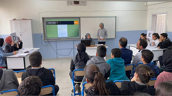 Fen Lisesi&rsquo;nde bilgi yarışması d&uuml;zenlendi