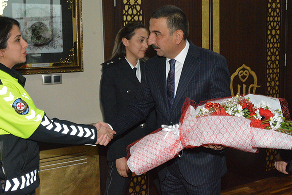 Emniyet Teşkilatından, Vali Hacıbektaşoğlu&rsquo;na Polis Haftası Ziyareti