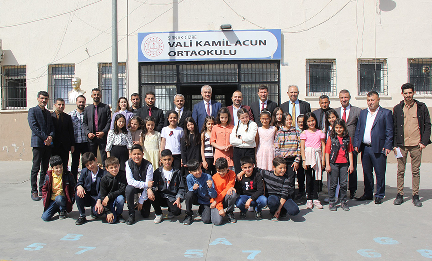 Temel Eğitim Genel M&uuml;d&uuml;rl&uuml;ğ&uuml; İdari ve Mali İşler Daire Başkanı Derekaya'dan Cizre'ye ziyaret