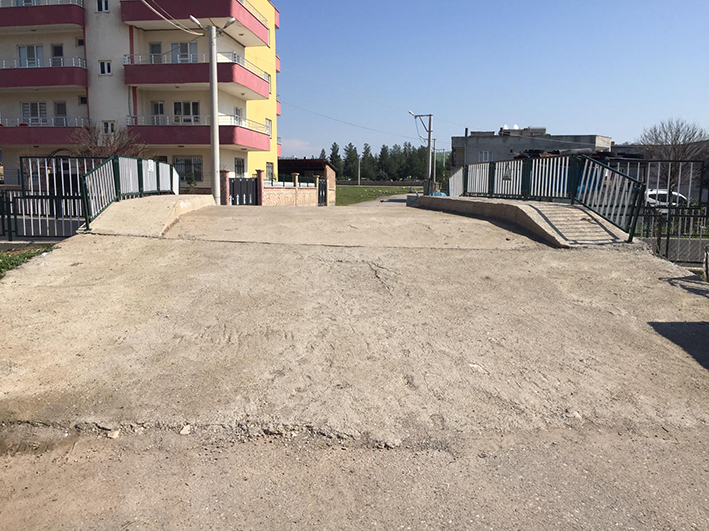 S&uuml;r&uuml;c&uuml;ler m&uuml;hendislik hatası olan k&ouml;pr&uuml;den ge&ccedil;meye korkuyor