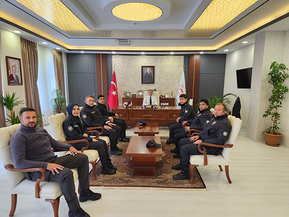 &Ouml;zdemir, Sayım&rsquo;ı makamında kabul etti