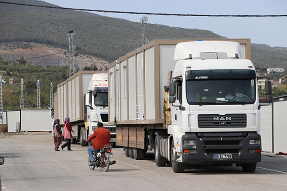 Depremzedeler i&ccedil;in 2 bin 757 konteyner ve prefabrik yapı daha kurulacak
