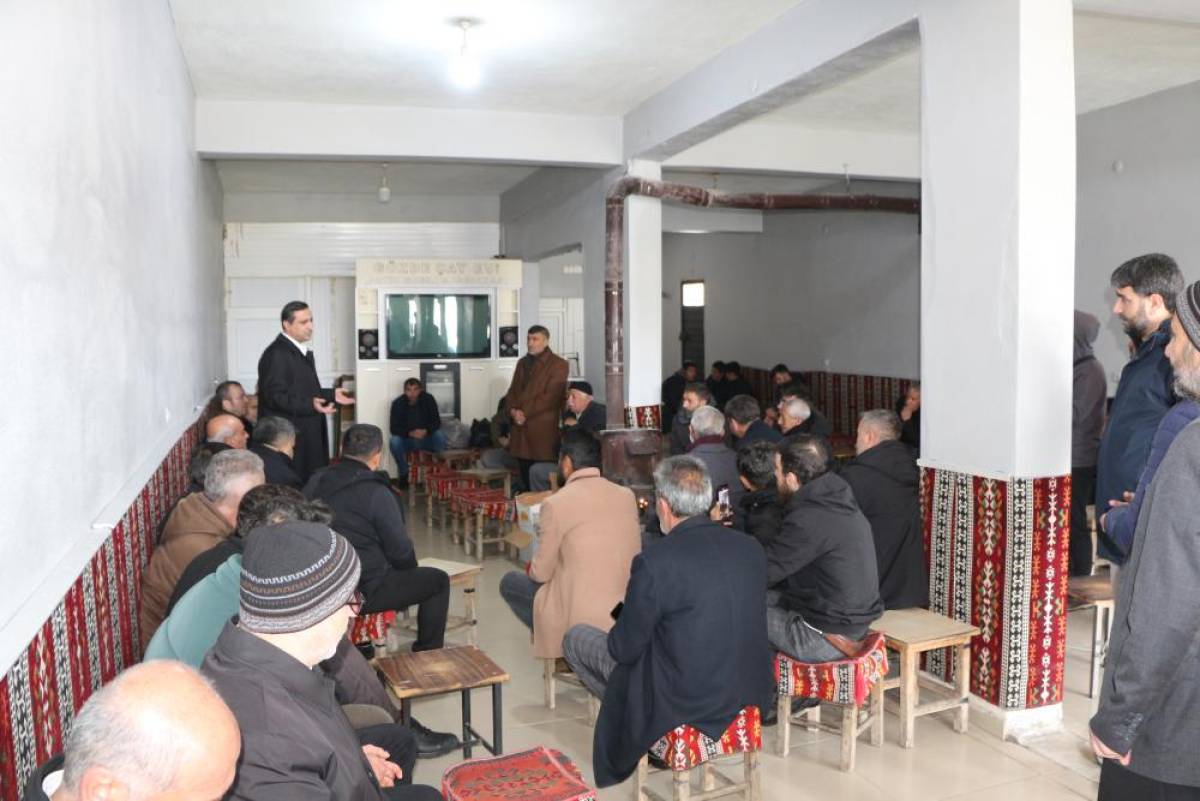 HÜDA PAR Batman Milletvekili Ramanlı Karlıova'yı ziyaret etti