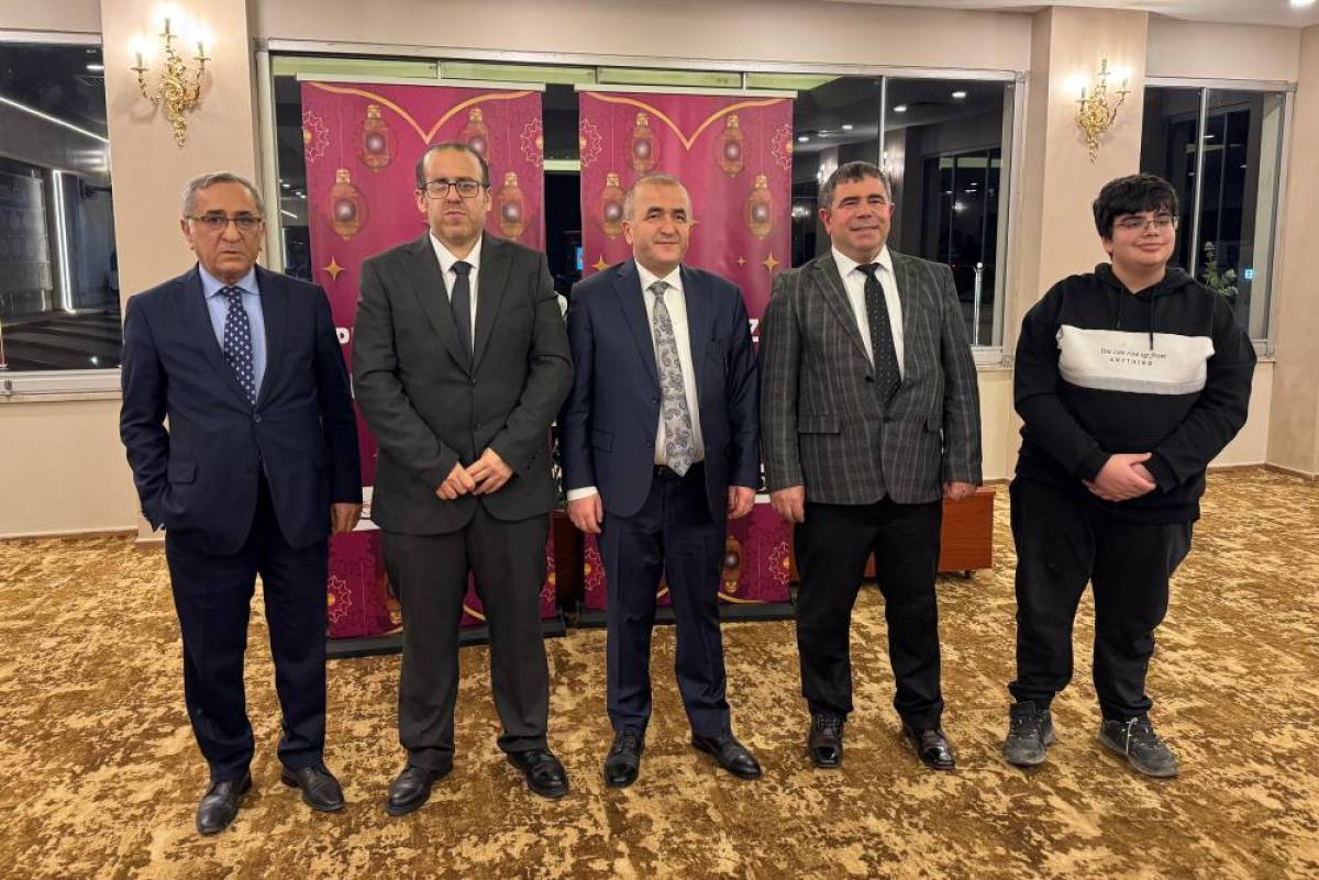 Elazığ'da iş insanları ve basın mensupları iftarda buluştu